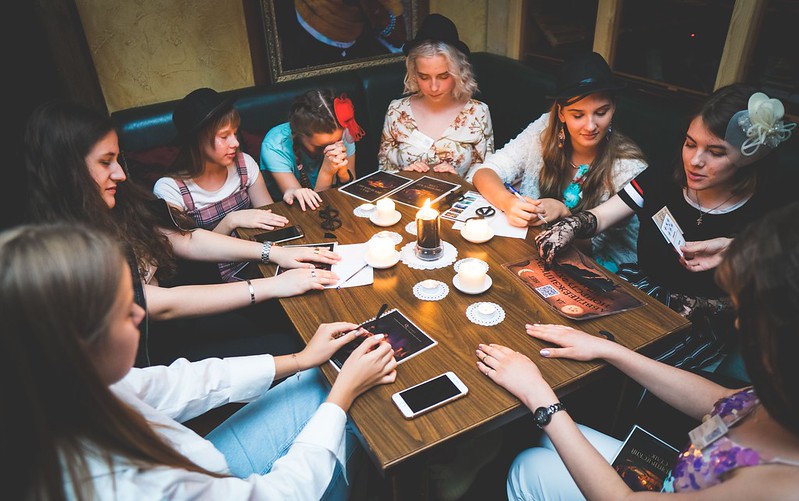 Хэллоуинская вечеринка с мистической атмосферой в Perm