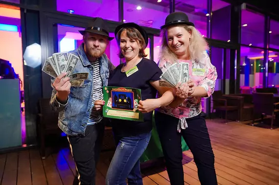 Как отметить 8 Марта в Перми: лучшие идеи для работы и праздника